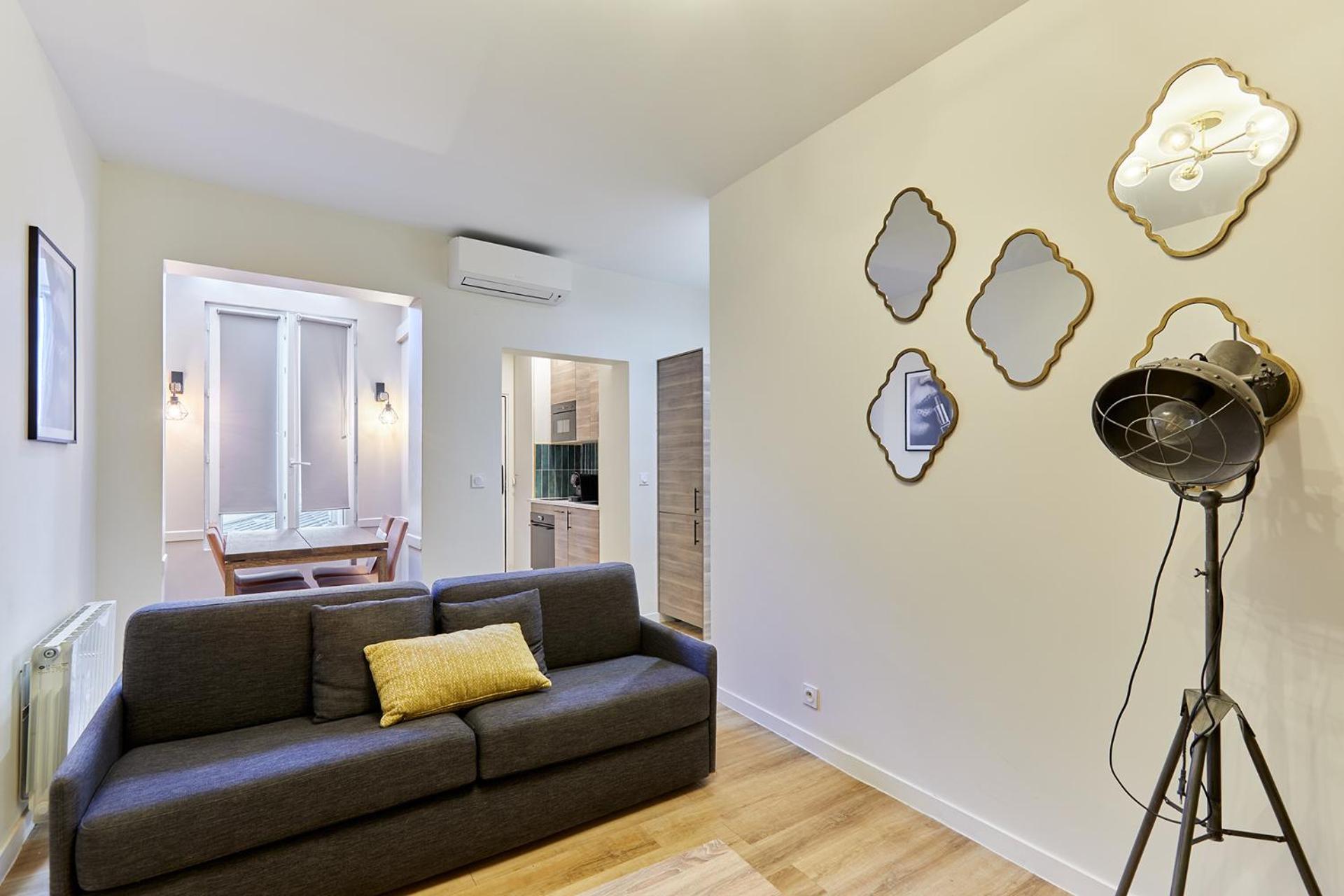 Rent A Room - Residence Meslay Paris Exteriör bild