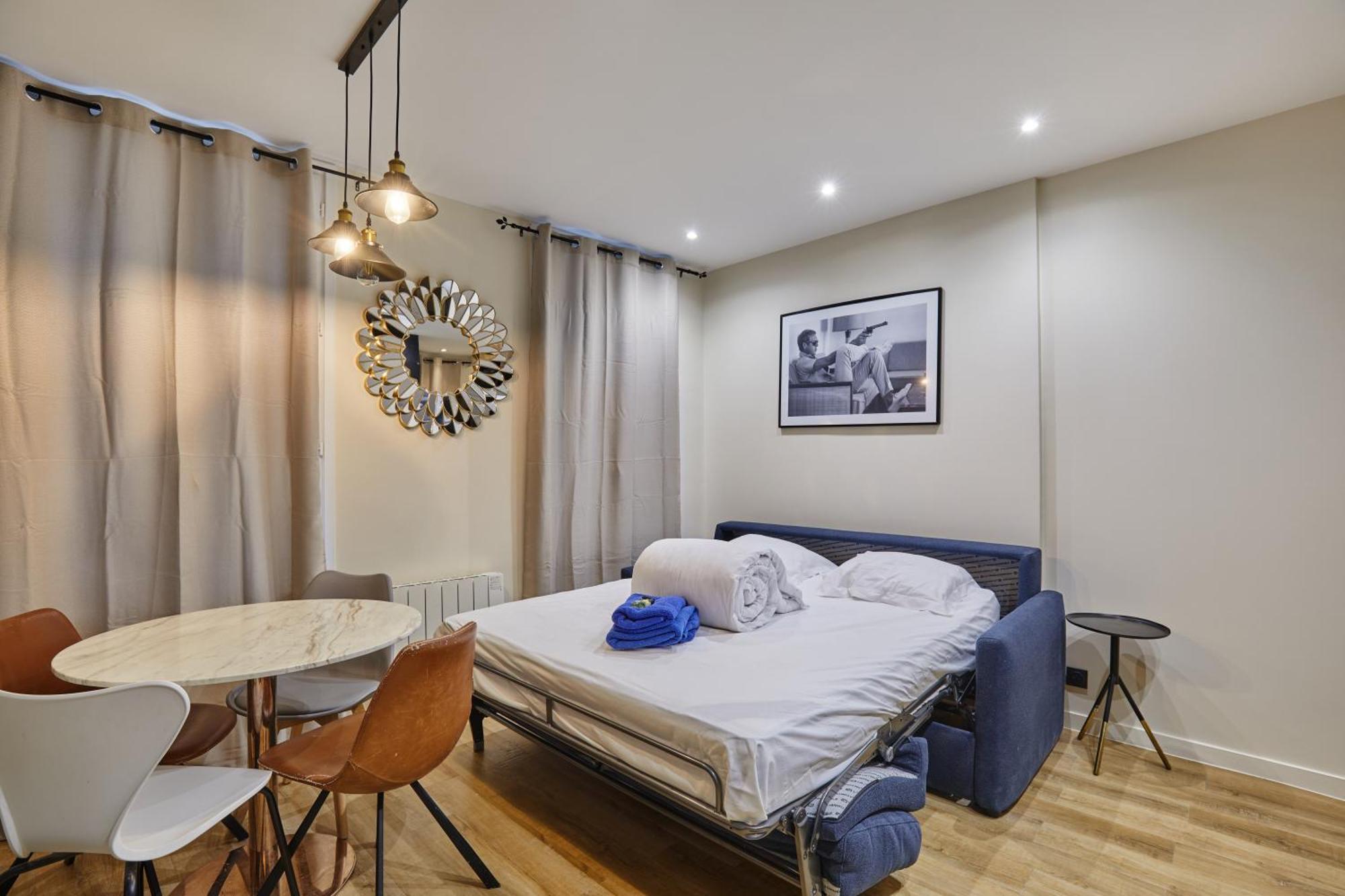 Rent A Room - Residence Meslay Paris Exteriör bild