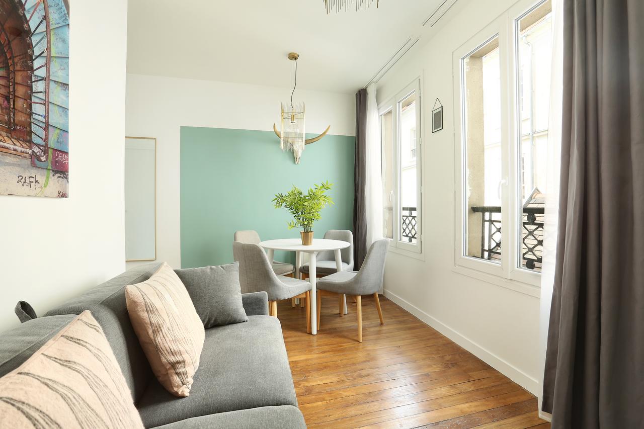 Rent A Room - Residence Meslay Paris Exteriör bild