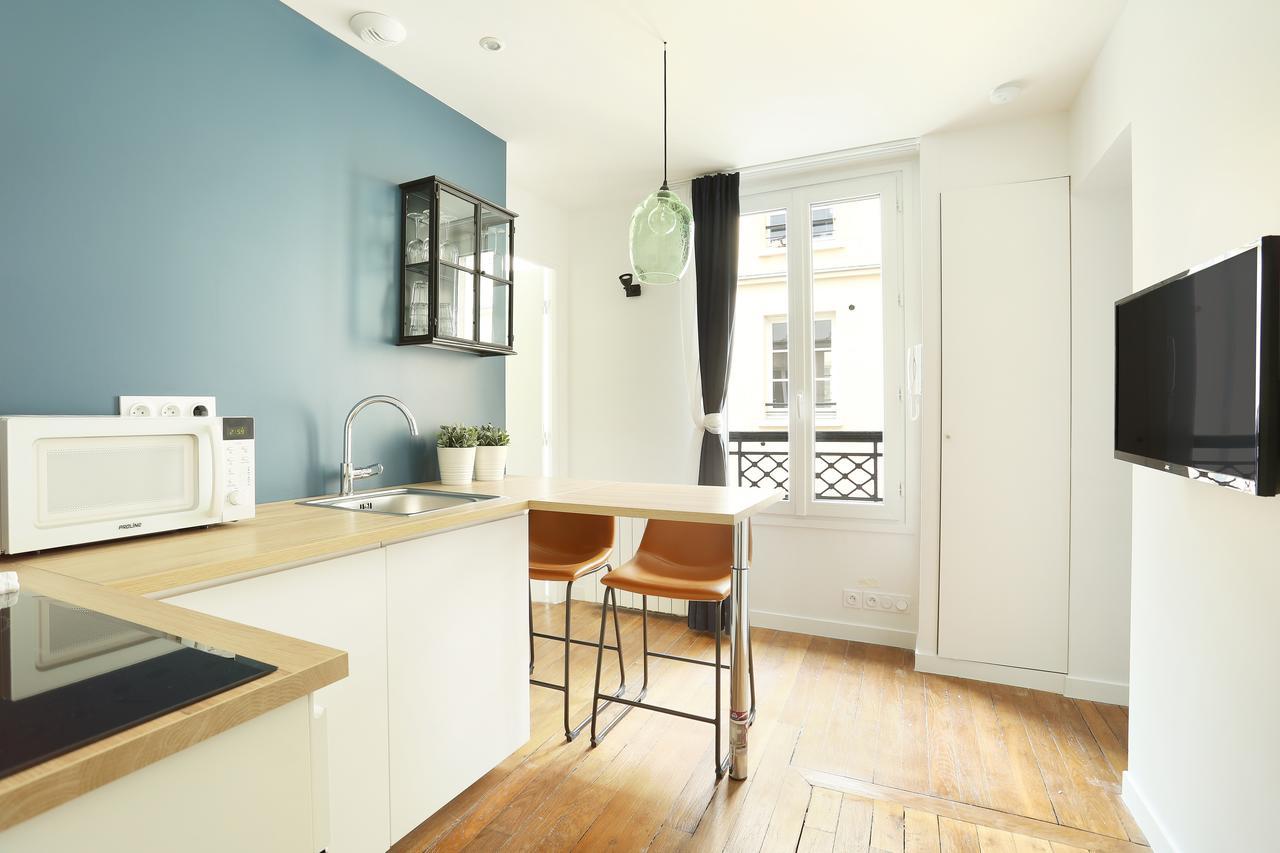Rent A Room - Residence Meslay Paris Exteriör bild