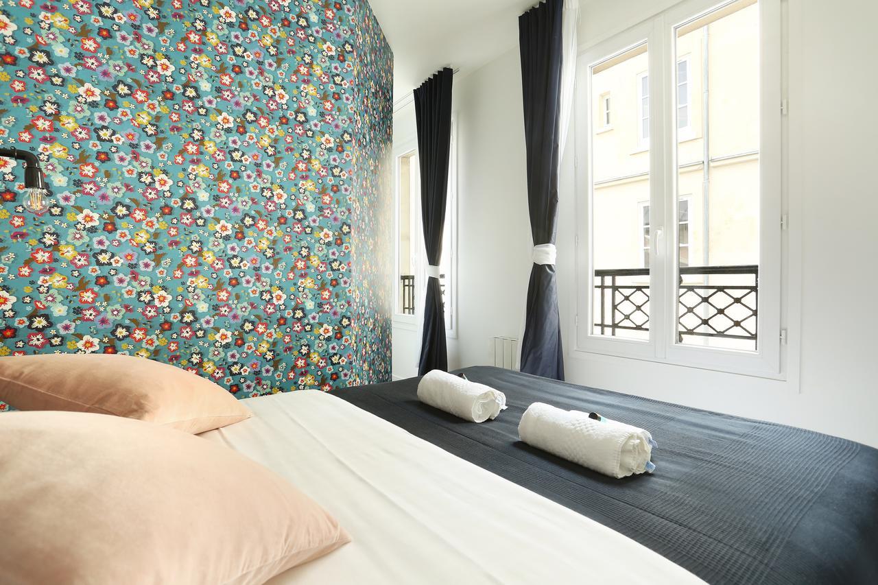 Rent A Room - Residence Meslay Paris Exteriör bild
