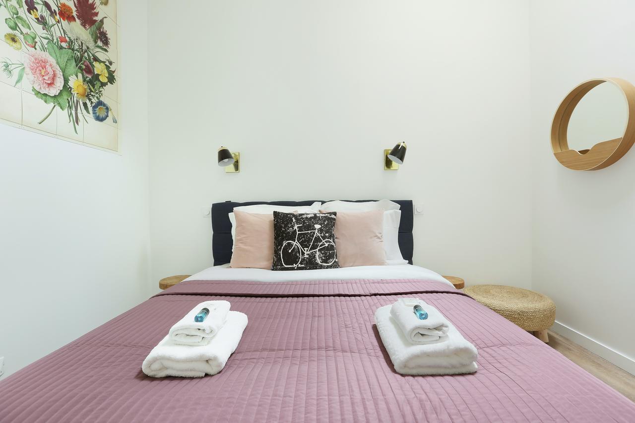 Rent A Room - Residence Meslay Paris Exteriör bild