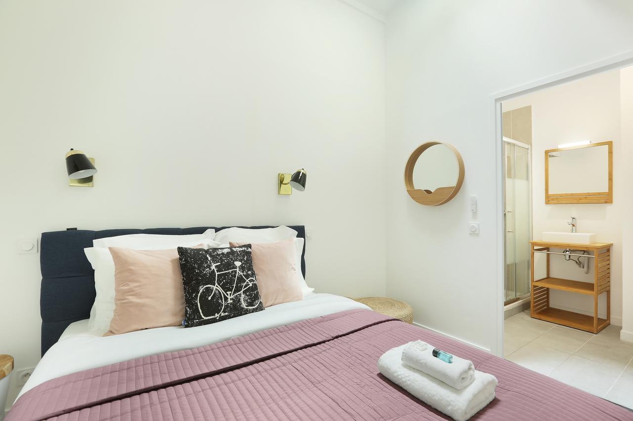 Rent A Room - Residence Meslay Paris Exteriör bild