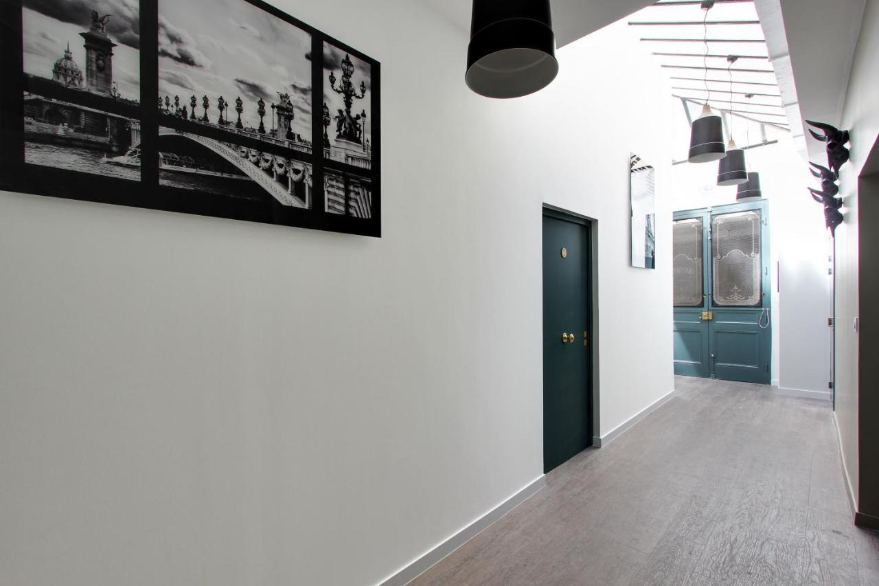 Rent A Room - Residence Meslay Paris Exteriör bild
